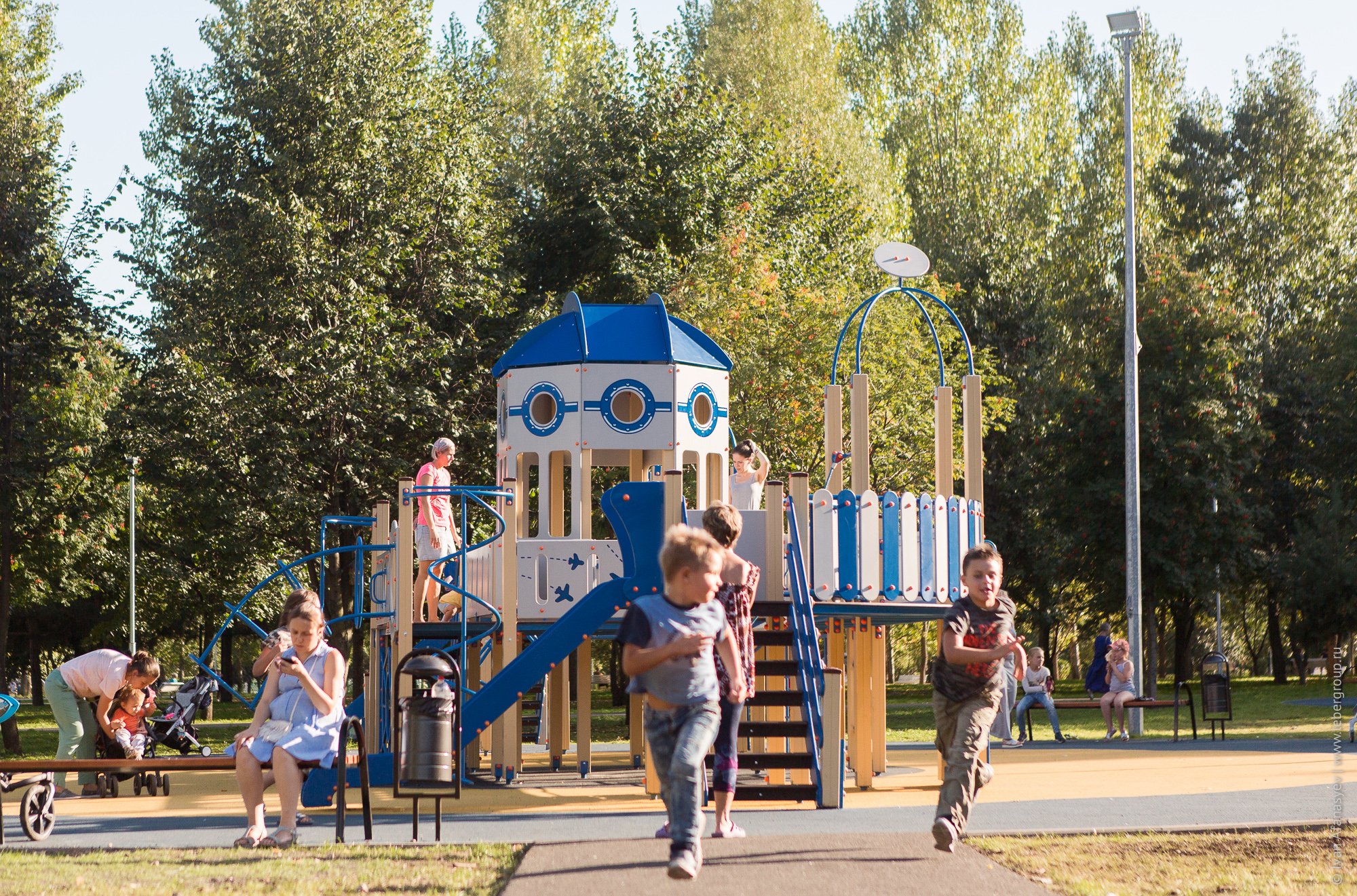 2018 08 27 16 35 41 2018 08 27 16 35 41 02a9753