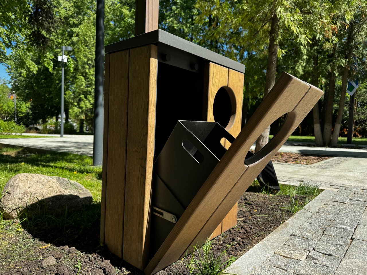 Photo 2025 08 12 15 59 48 (2)