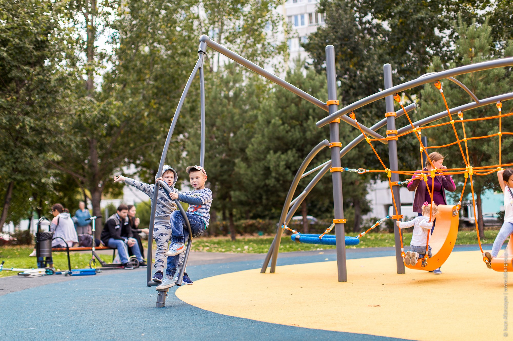 2018 08 22 15 44 11 2018 08 22 15 44 11 02a8006