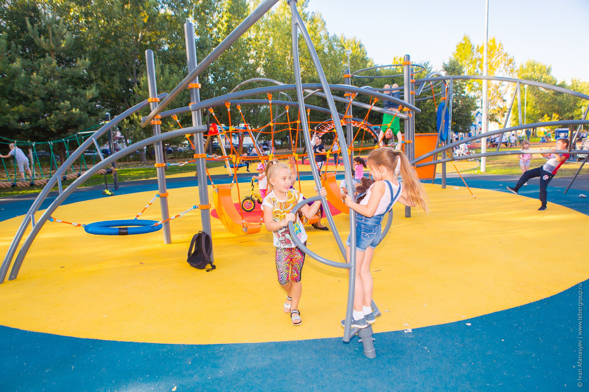 2018 08 27 16 39 59 2018 08 27 16 39 59 02a9815